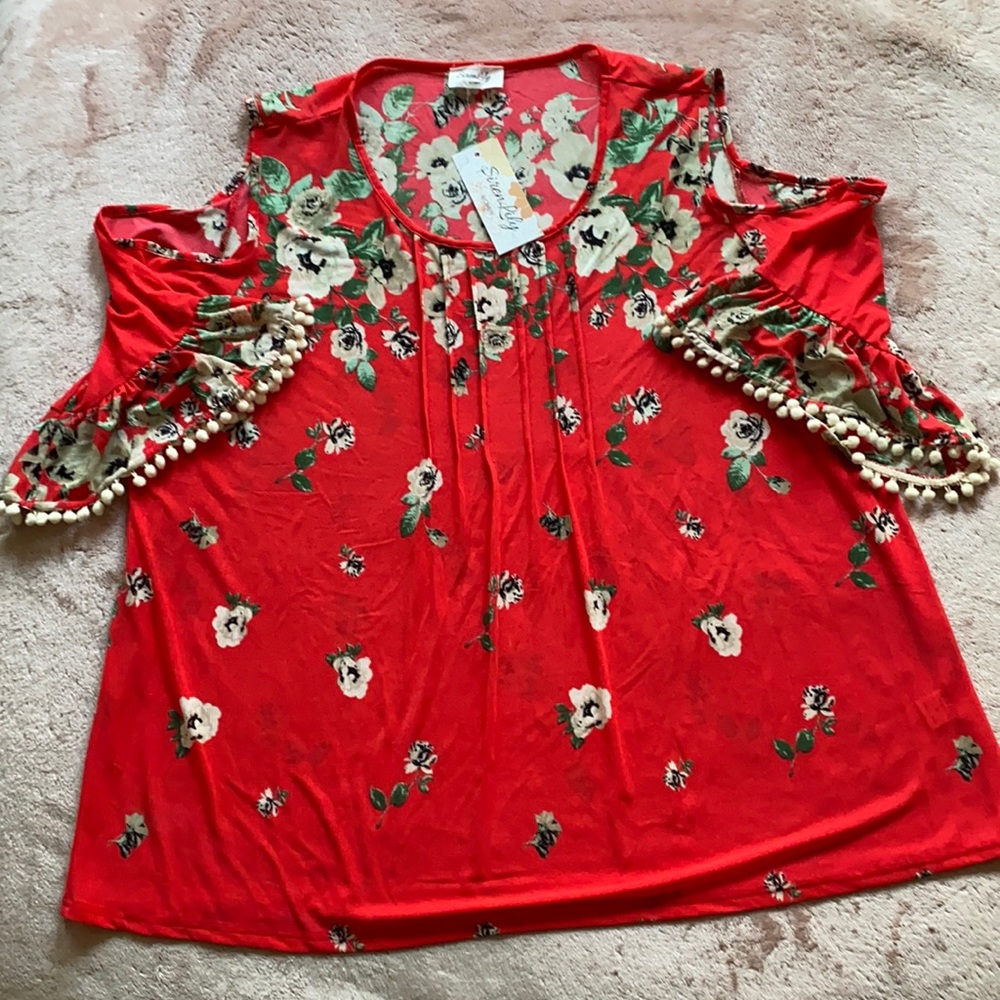 Siren Lily Cold Shoulder Top